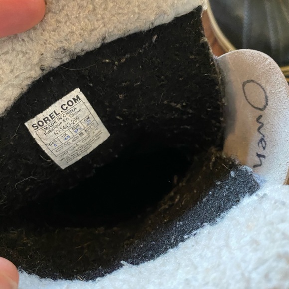 Sorel Boots - Picture 5 of 5
